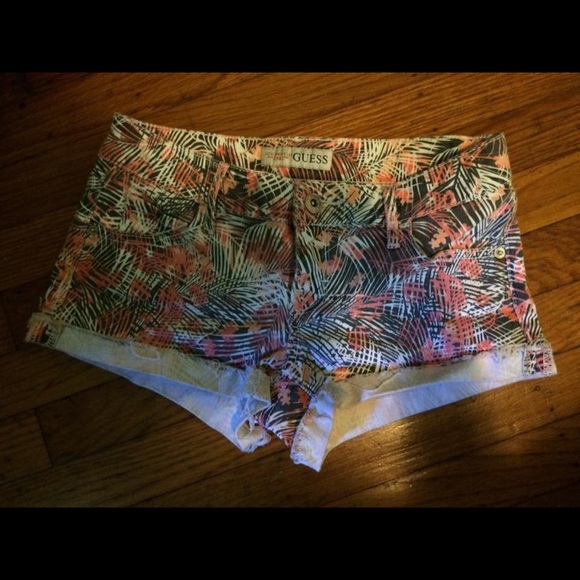Guess shorts - Picture 1 of 2